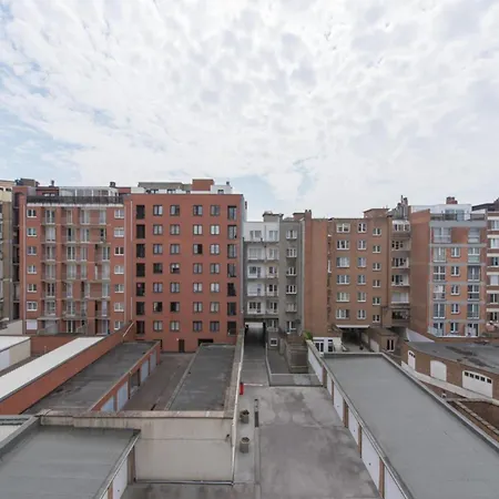 Апартаменти Pretty With Balcony *